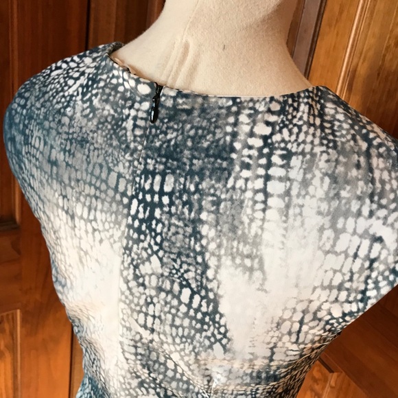 ** 3 for $30 ** Calvin Klein Dress - Picture 9 of 9